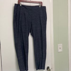 Work or casual Ann Taylor Loft blue short pants - size 14.  Great pockets!!